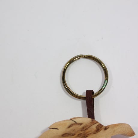【Wood Jewel】【新品】フィンランド「ウッドジュエル」キーリング "Leaf（葉）” 250701-072
