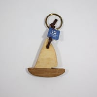 【Wood Jewel】【新品】フィンランド「ウッドジュエル」キーリング "Sailboat（帆ボート）” 250701-063