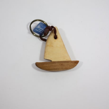 【Wood Jewel】【新品】フィンランド「ウッドジュエル」キーリング "Sailboat（帆ボート）” 250701-061
