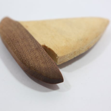 【Wood Jewel】【新品】フィンランド「ウッドジュエル」マーグネット "Sailboat（帆ボード）” 250701-070