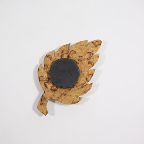 【Wood Jewel】【新品】フィンランド「ウッドジュエル」マグネット "Leaf（葉）” 250701-105