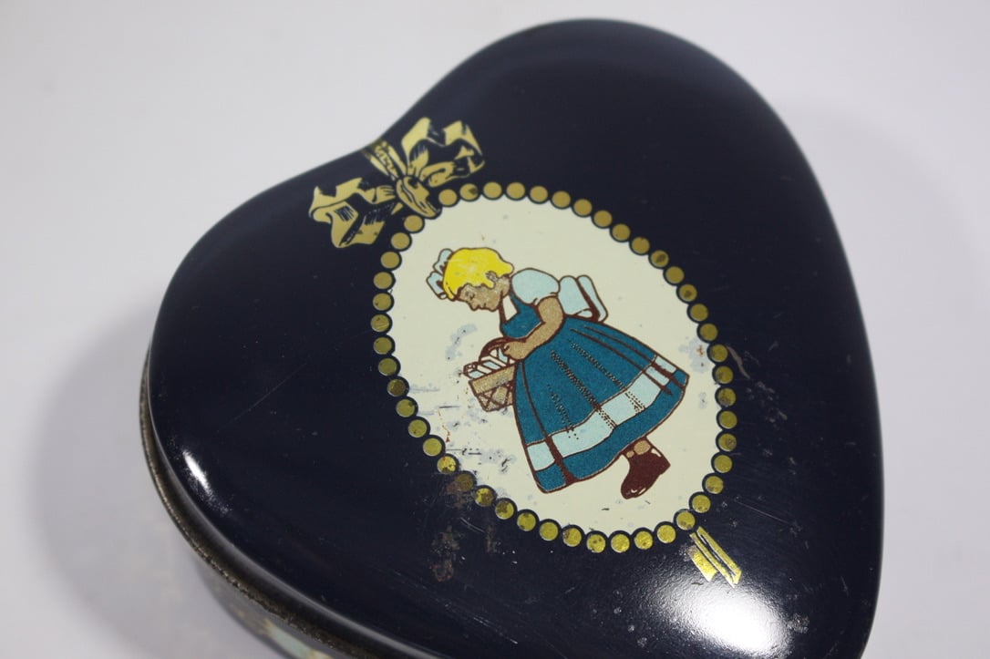 美品❣️イマン　ポワージュ　ブレッド缶　ブルー　希少❣️ ヴィンテージ】イヤマ Irma ドロップ缶 15090151 | 雑貨屋イリケ