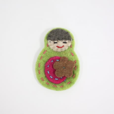 【Amica Felt】【新品】「アミカフェルト」"Russian Doll”ブローチ 250701-011