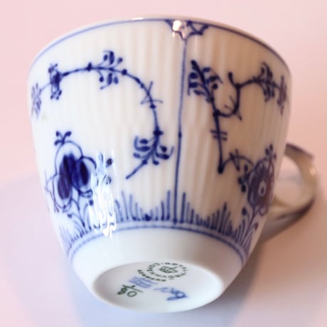 【ヴィンテージ】ロイヤルコペンハーゲン ブルーフルーテッドプレーン”Blue Fluted ” コーヒーカップ＆ソーサー 3557/3545