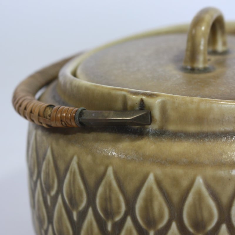 ヴィンテージ】レリーフ ポット 250713-003 | 雑貨屋イリケ