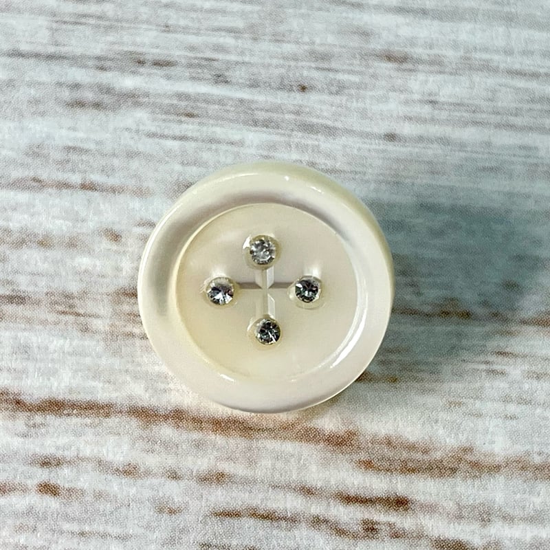 ＊クラックシェルボタン イヤリング＊ FLOWER DEW EARRINGS(2JE0129)K10 イヤリング｜スタージュエリー