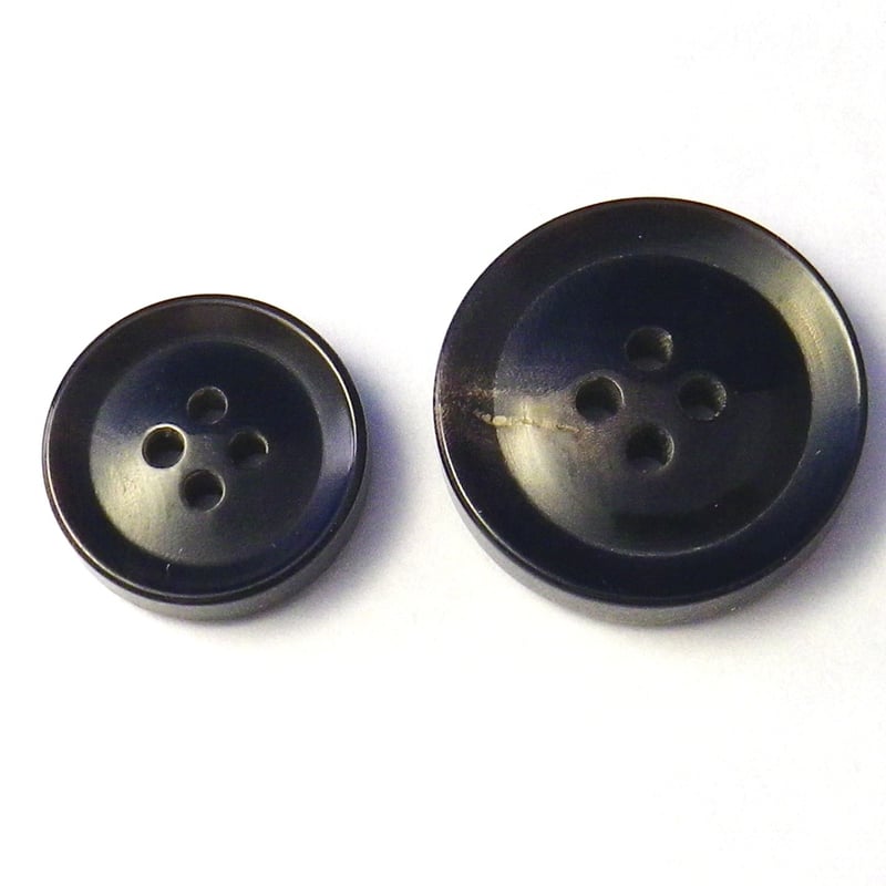 水牛ボタン スーツ(1)着分 ツヤの黒色 No.620-1-B | 釦工房