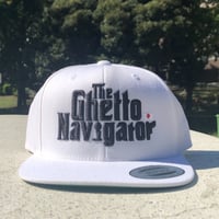 THE GHETTO NAVIGATOR snapback cap / White × Black