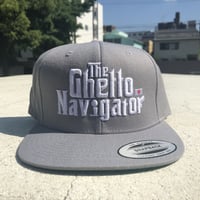 THE GHETTO NAVIGATOR snapback cap / Silver Gray × White