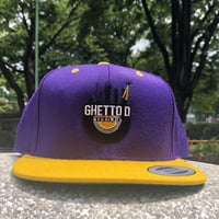 GHETTO D logo snapback cap / Purple + Yellow