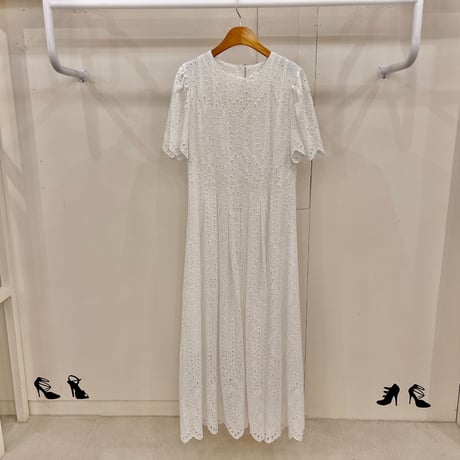 パンチングレースワンピース