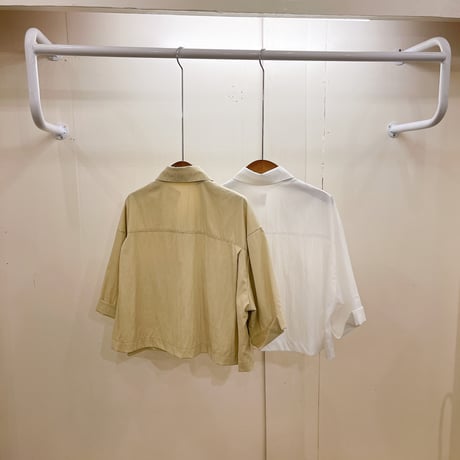 cropped shirt