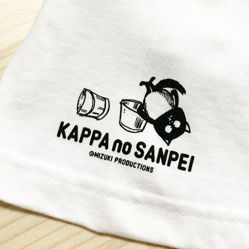 河童の三平 バケツ持ちたぬき T-Shirts（特製タグ付） Color ホワイト