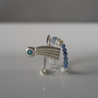 流れ星　ear cuff  【スカイブルートパーズ】