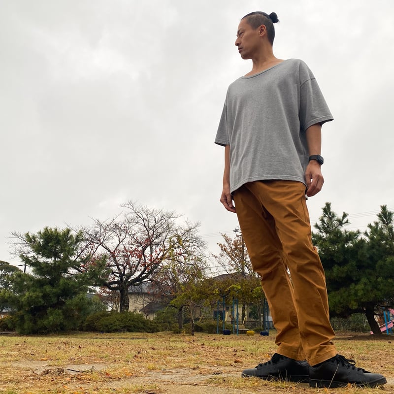 首ゆる、肩おちのゆったりリラックス大人Tシャツ_グレー | JUNKAPPLE