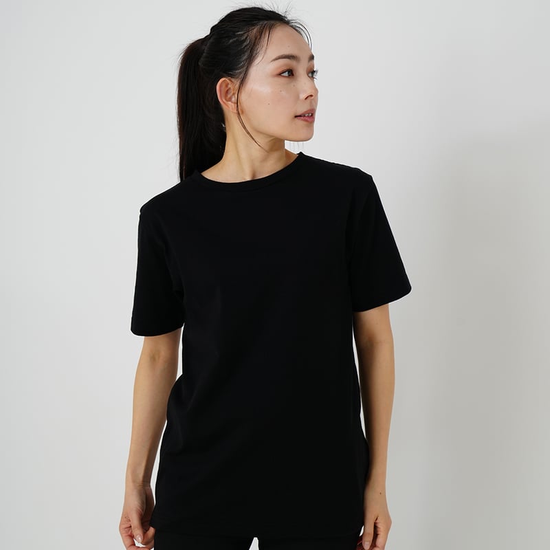 ◆話題ガウディ◆とても優しい肌ざわり！黒クルーネック”コットンストレッチＴシャツ しんどい / i_zumiのオーガニックコットンTシャツ通販 ∞ SUZURI
