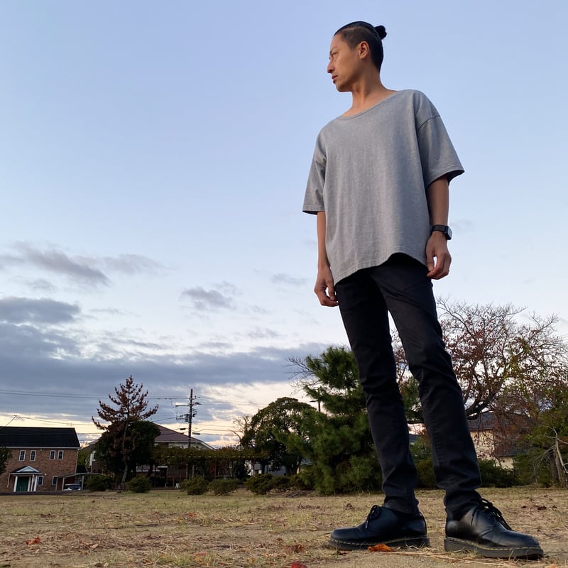 首ゆる、肩おちのゆったりリラックス大人Tシャツ_グレー | JUNKAPPLE