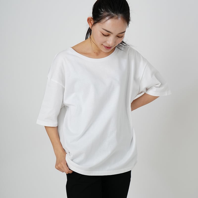 ★新品★ジャスグリッティー　ゆるTシャツ ゆるカットソー　ホワイト 首ゆる、肩おちのゆったりリラックス大人Tシャツ_ホワイト | JUNKAPPLE