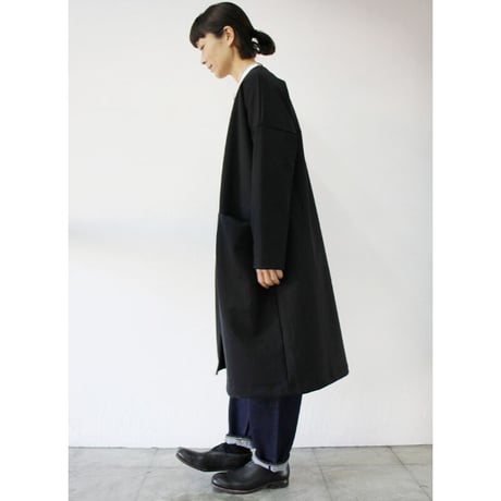 TRAVAIL MANUEL トラバイユマニュアル　クッションダンボールエアコート　♯モカ、チャコール、ブラック　【送料無料】