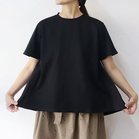 **再入荷** Linenya リネンヤ　バックギャザー半袖Tシャツ　#ホワイト、ブラック　【送料無料】