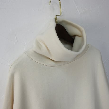 **再入荷** Linenya リネンヤ　ボリュームネックプルオーバー　#アイボリー　【送料無料】
