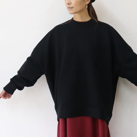 TRAVAIL MANUEL トラバイユマニュアル　タイディ裏毛コクーンプルオーバー　#ブラック、サックス