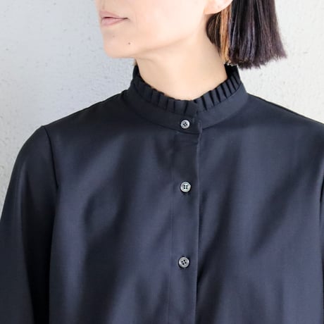 **再入荷** amne アンヌ　GABARDINE frilled blouse　ギャバジンフリルブラウス　#ブラック