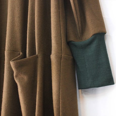 atelier naruse アトリエナルセ　wool cocoon knit one piece　スムースウールコクーンワンピース　#ブラウン、ブラック　【送料無料】