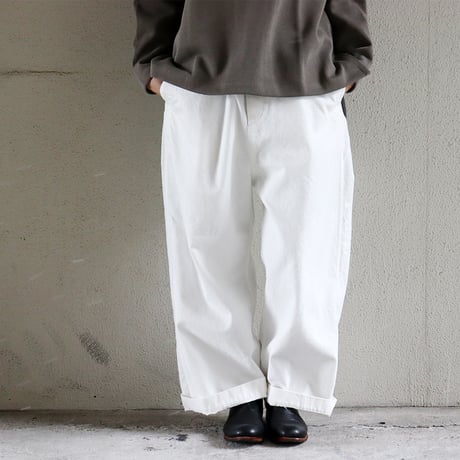 TRAVAIL MANUEL トラバイユマニュアル　ムラ糸デニムノーティカルパンツ　#オフ白、インディゴ
