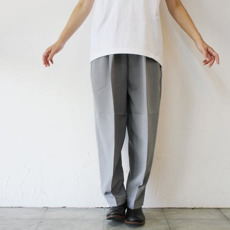TRAVAIL MANUEL トラバイユマニュアル　ドライトロピカルズートパンツ　#ミディアムグレー