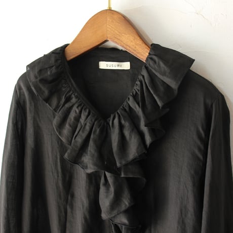 SUSURI ススリ　スネイルブラウス　#off white , black  【送料無料】