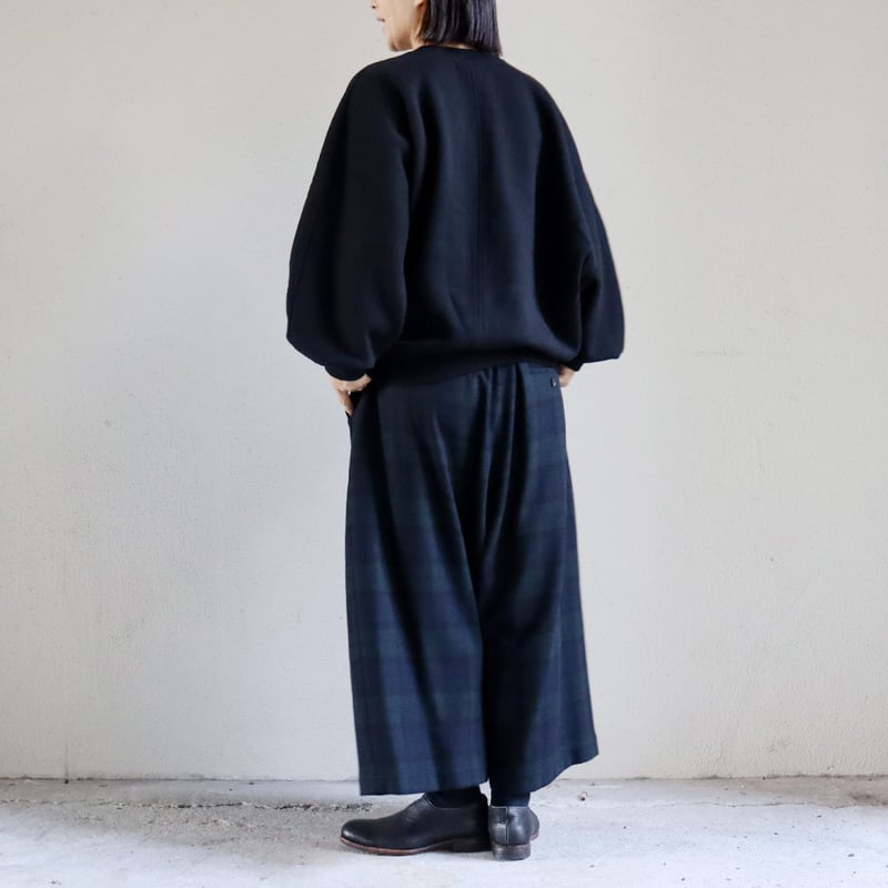 アトリエナルセ　今期ガウチョパンツ　ネイビー 2025a/w分到着**atelier naruse アトリエナルセ wool flann
