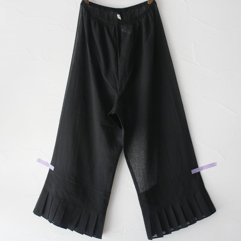 2026春夏分到着** SUSURI ススリ フルッターパンツ #white, black