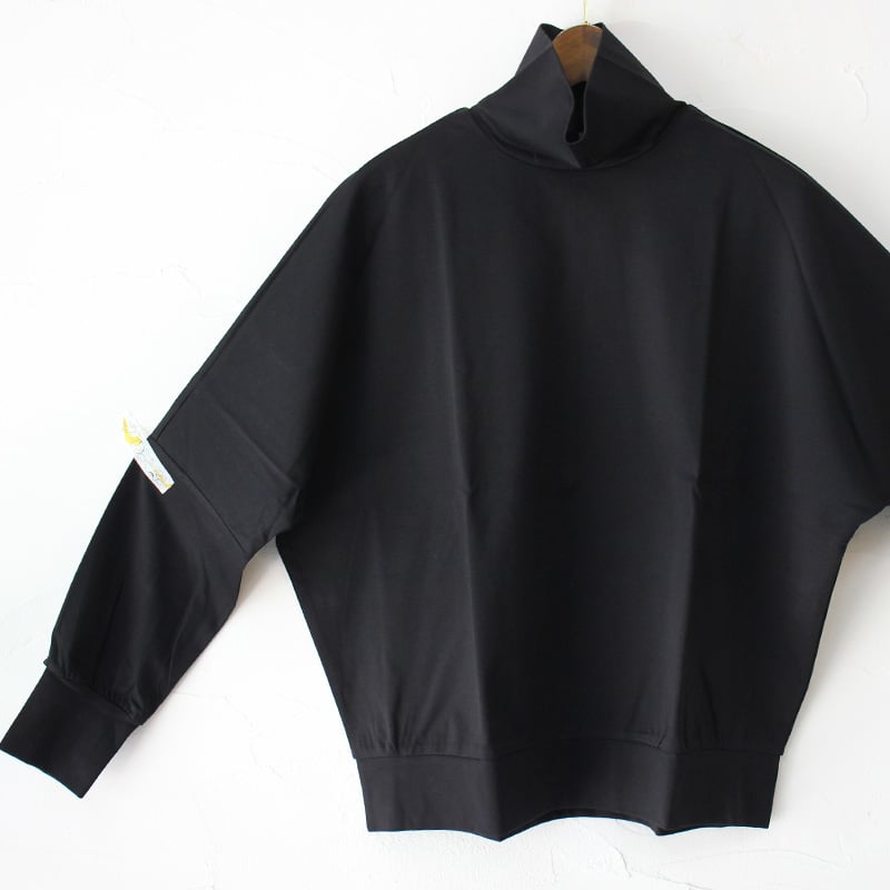 MAGALI マガリ　ハイゲージコットン・タートルカットソー MAGALI マガリ ハイゲージコットン・タートルカットソー