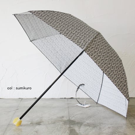 **再入荷**homspun ホームスパン　ダンプ小花プリント晴雨兼用折り畳み傘　#スミクロ、ブルー、ブラック
