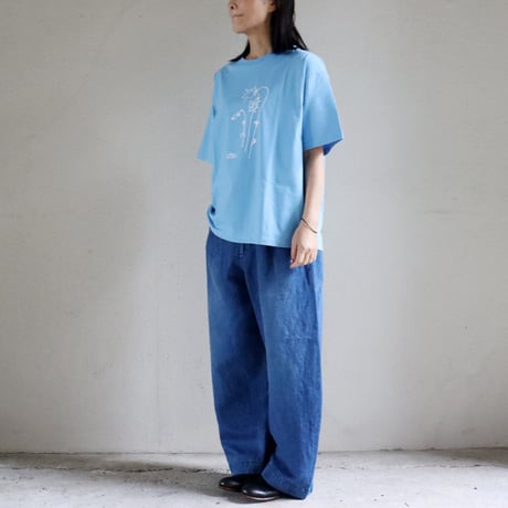 amne アンヌ　" Blåklocka " half sleeve tee　#ホワイト、ブラック、サックス