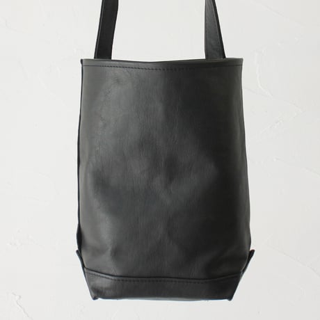 TEMBEA テンベア　GOAT LEATHER BAGUETTE TOTE SMALL　#ブラック　【送料無料】