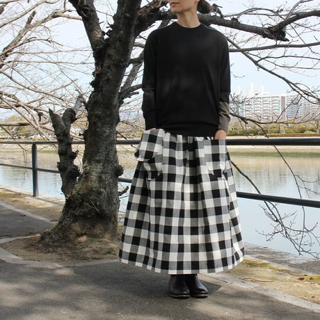 **再生産** sasanqua by trees サザンカバイツリース　ブロックチェックアシメレイヤーポケットスカート　#白ｘブラック