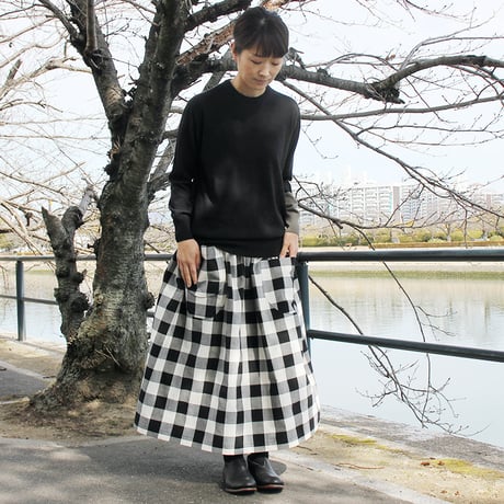**再生産** sasanqua by trees サザンカバイツリース　ブロックチェックアシメレイヤーポケットスカート　#白ｘブラック