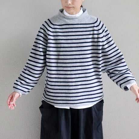 **再入荷**maomade マオメイド　エアーヤーンホールガーメントモックネックプルオーバー　【送料無料】