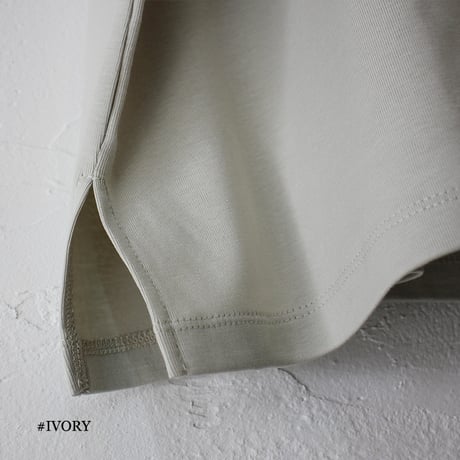 amne アンヌ　CIRCULAR RIB sleeveless gride　スリーブレスプルオーバー