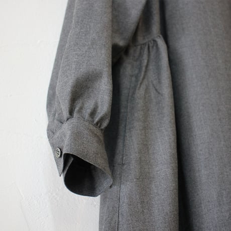**再入荷** LinenYa リネンヤ　ウールサキソニー長袖スタンドカラーワンピース　#グレー