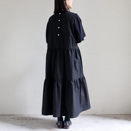 **またまたまた再々入荷** Linenya リネンヤ　コットンリネンティアードワンピース（薄地）　#ブラック　【送料無料】