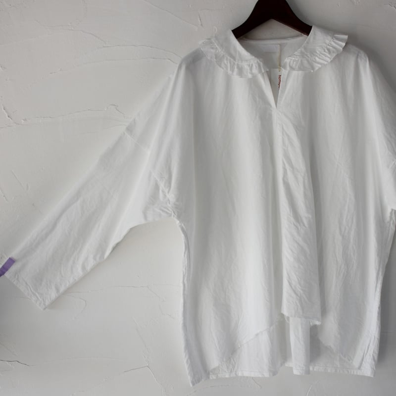 再入荷** homspun ホームスパン バルキーシーチングフリルプルオーバー