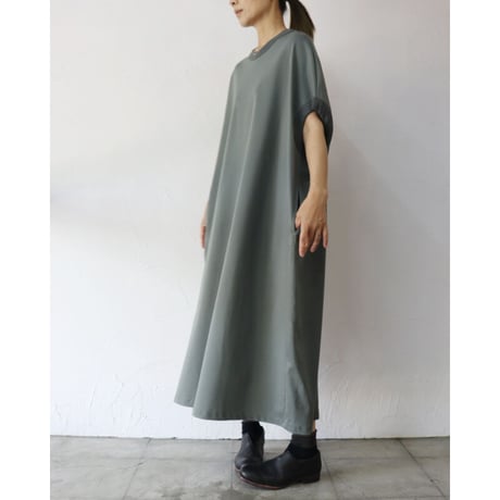 TRAVAIL MANUEL トラバイユマニュアル　ライトポンチシェルワンピース　#グレーオリーブ、ブラック