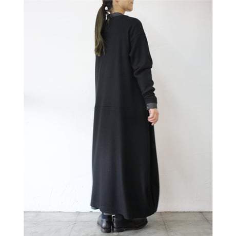 **またまた再入荷**atelier naruse アトリエナルセ　wool cocoon one-piece　ウールコクーンワンピース　【送料無料】