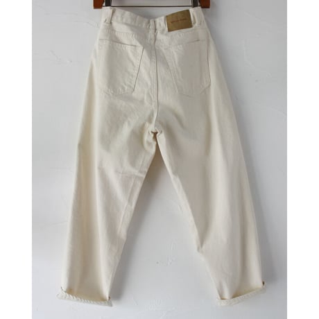sasanqua by trees サザンカバイツリーズ　high rise loose taperd denim　ハイライズルーズテーパードデニム  #ivory , one wash