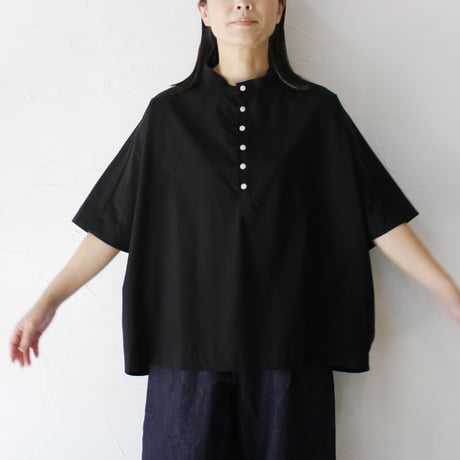 **またまたまた再入荷** Linenya リネンヤ　オーガニックコットンヘンリーネックブラウス　#ブラック　【送料無料】