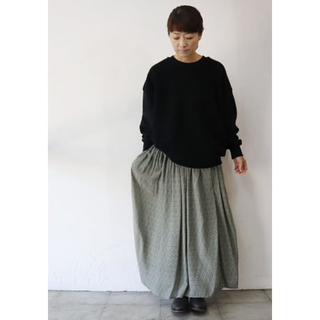 TRAVAIL MANUEL トラバイユマニュアル　ビスコースプリントロングギャザースカート