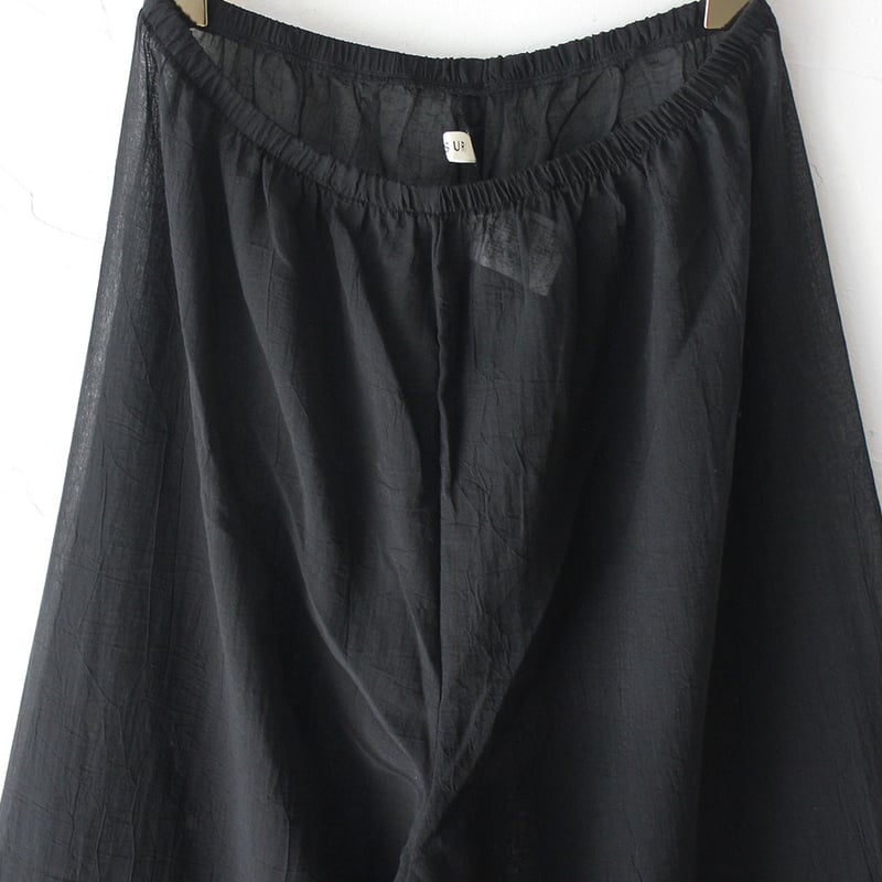 2026春夏分到着** SUSURI ススリ フルッターパンツ #white, black
